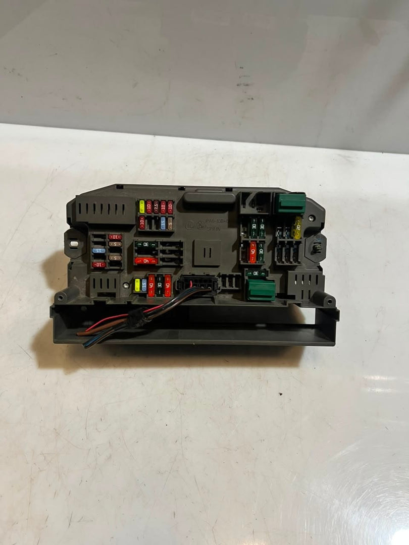 2007-2013 BMW X5 E70 and X6 E71 Power Distribution Fuse Box 9145115 OEM