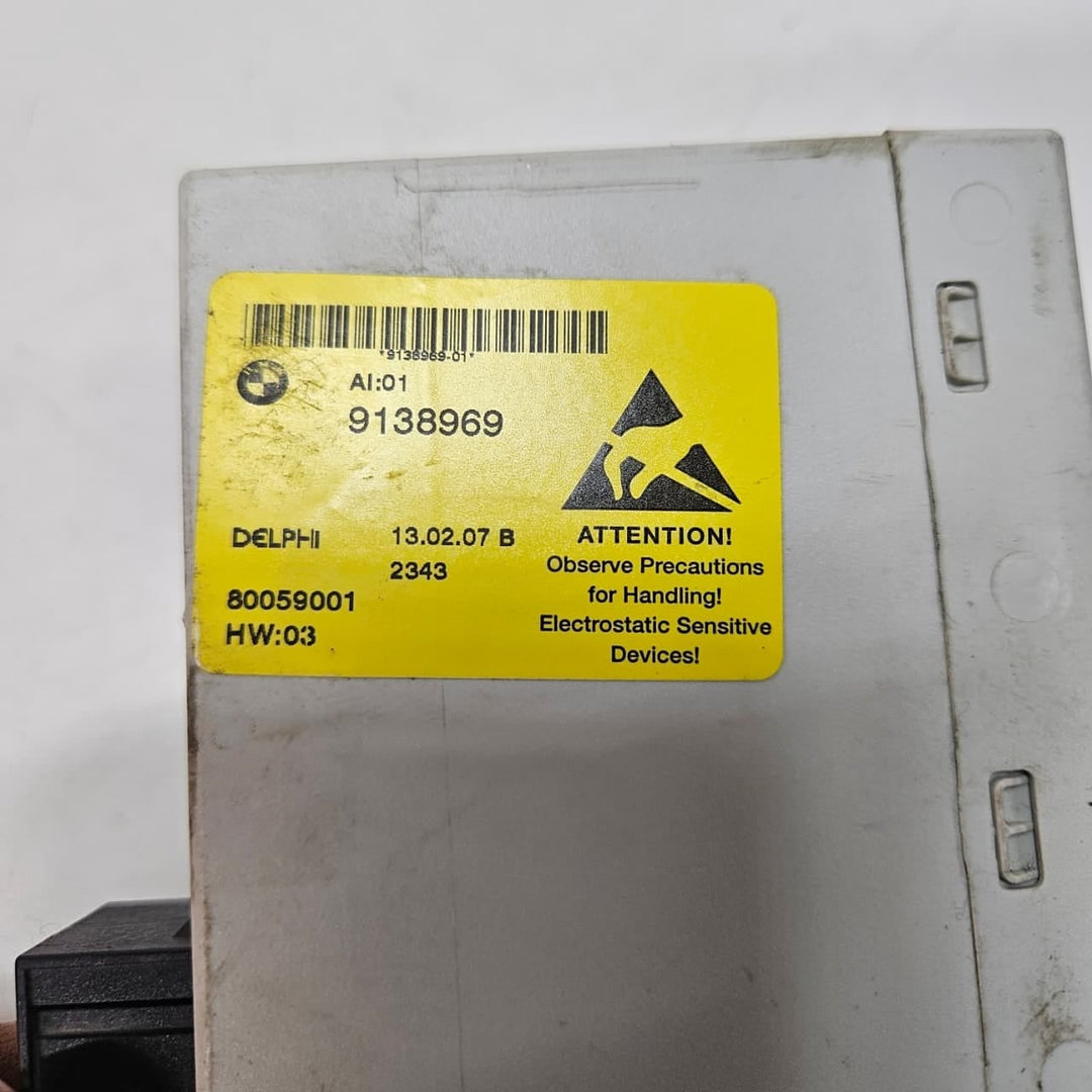 2006-2010 BMW 5 Series E60 E61 530i Power Control Module 9138969