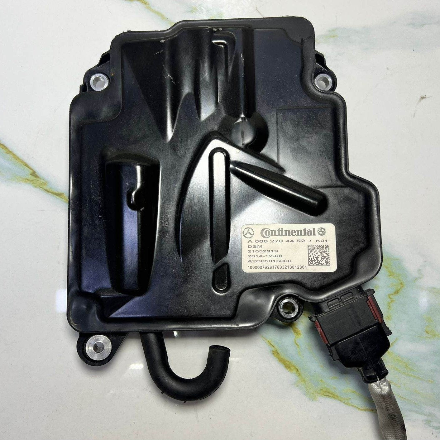 2015-2018 Mercedes-Benz C300 Transmission Gearbox Control Unit A 0002704452 W205