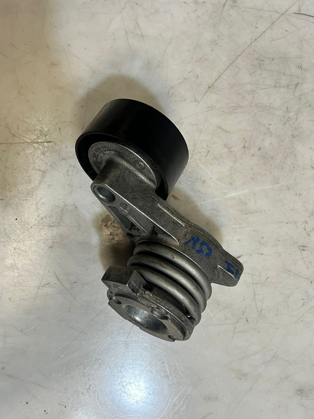 2011-2014 BMW X3 F11 N52 DRIVE/SERPENTINE Belt Tensioner 8620022 OEM