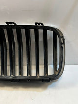 2010-2013 BMW 5er F10 F11 528i 535i Frontstoßstange Nierengrill 7200727