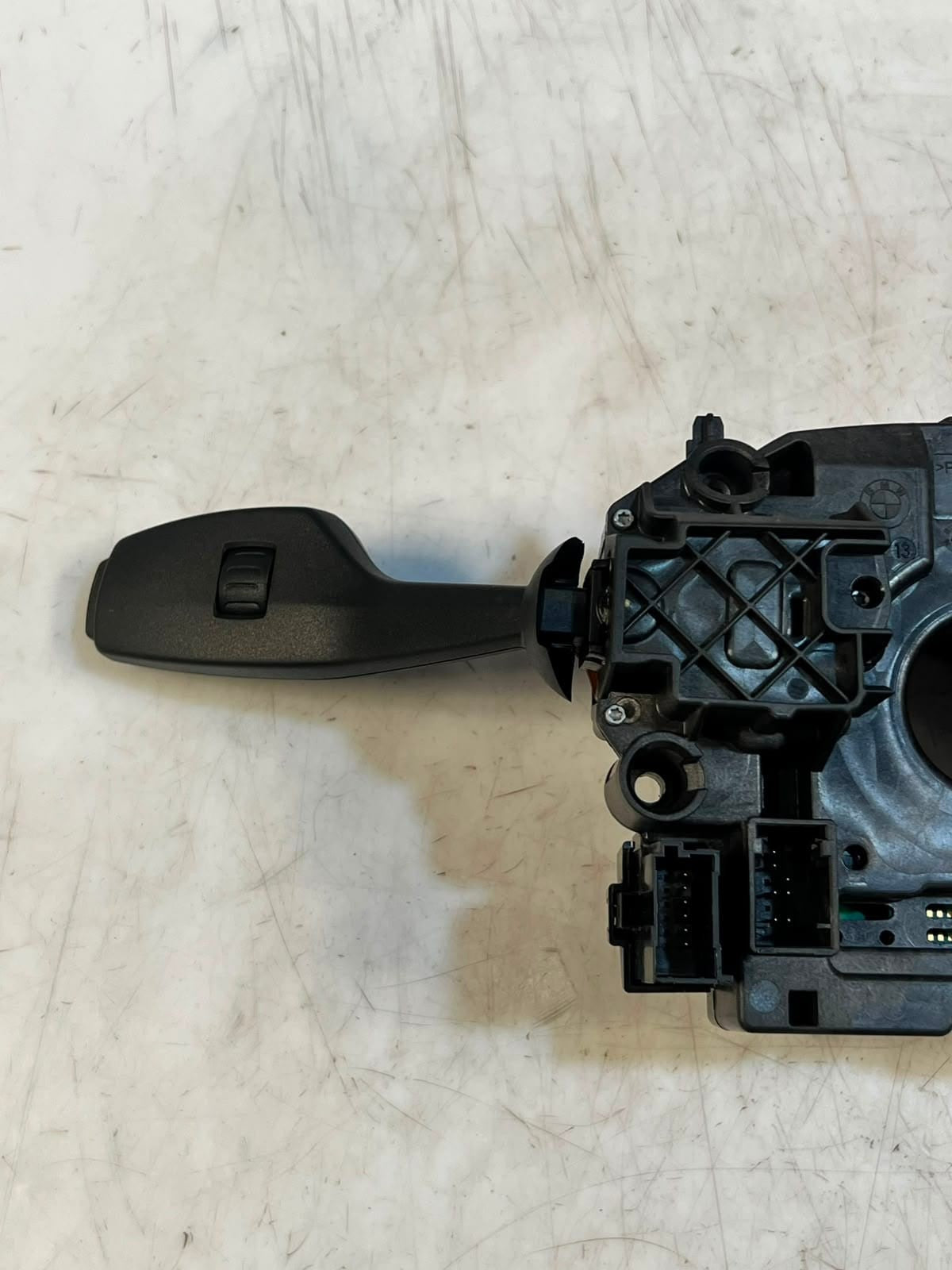BMW 3 Series F30 F31, 4 Series F32 F33 F34 Steering Column Switch 9351140 OEM