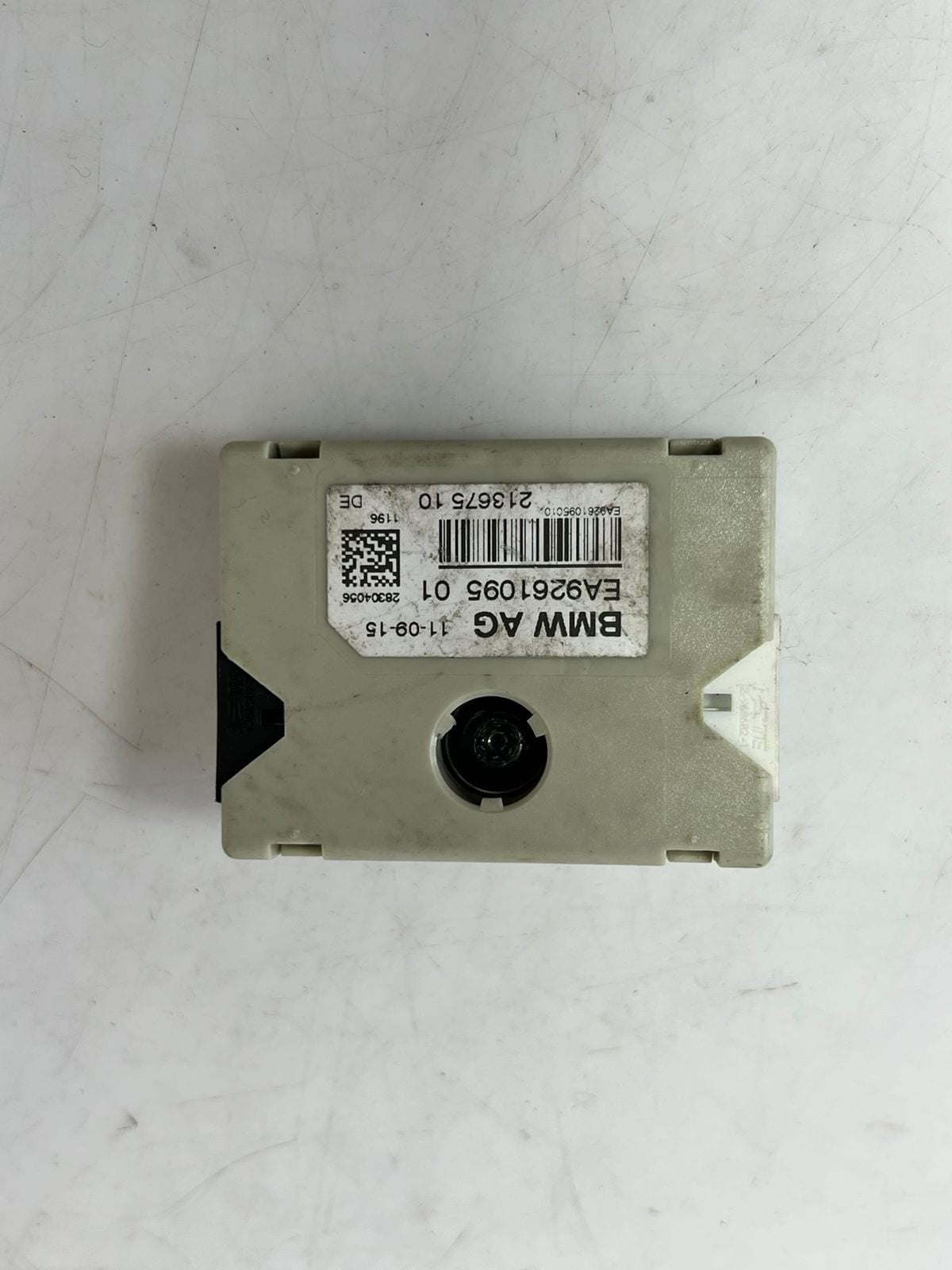 2011-2016 BMW 528i XDRIVE ANTENNA SUPPRESSION FILTER MODULE 9261095 OEM