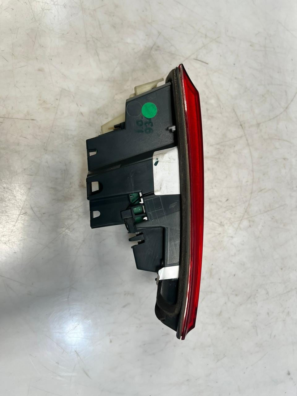 BMW 3 Series F31 F30 F35 F80 M3 LCI Rear Inner Left Side Taillight 7369119 OEM