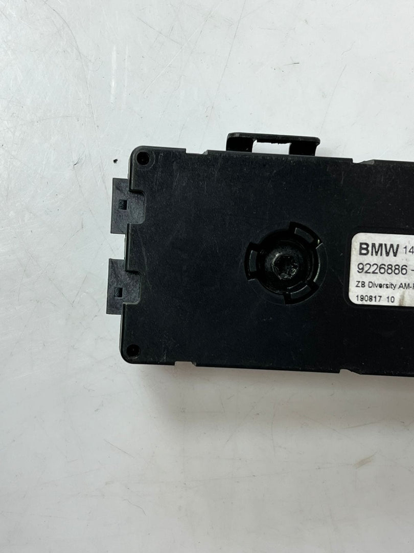 BMW 1 Series F20 F21 Diversity Antenna Amplifier AM/ FM VICS 9226886 OEM