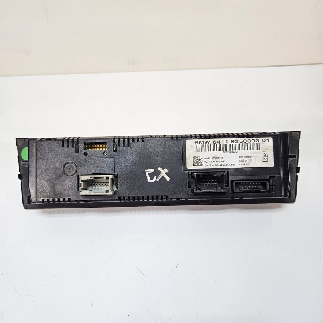 2010-2014 82, E88, E9X series 3 328i and 335i Control Panel 9250393