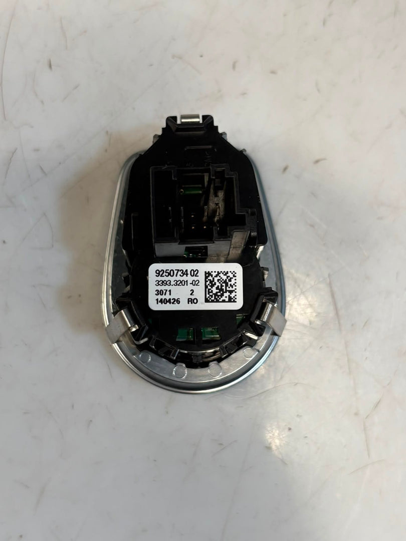 2013 BMW 3' F30 N20 328i Engine Control Unit ECU SET DME+FEM+1KEY 8610635