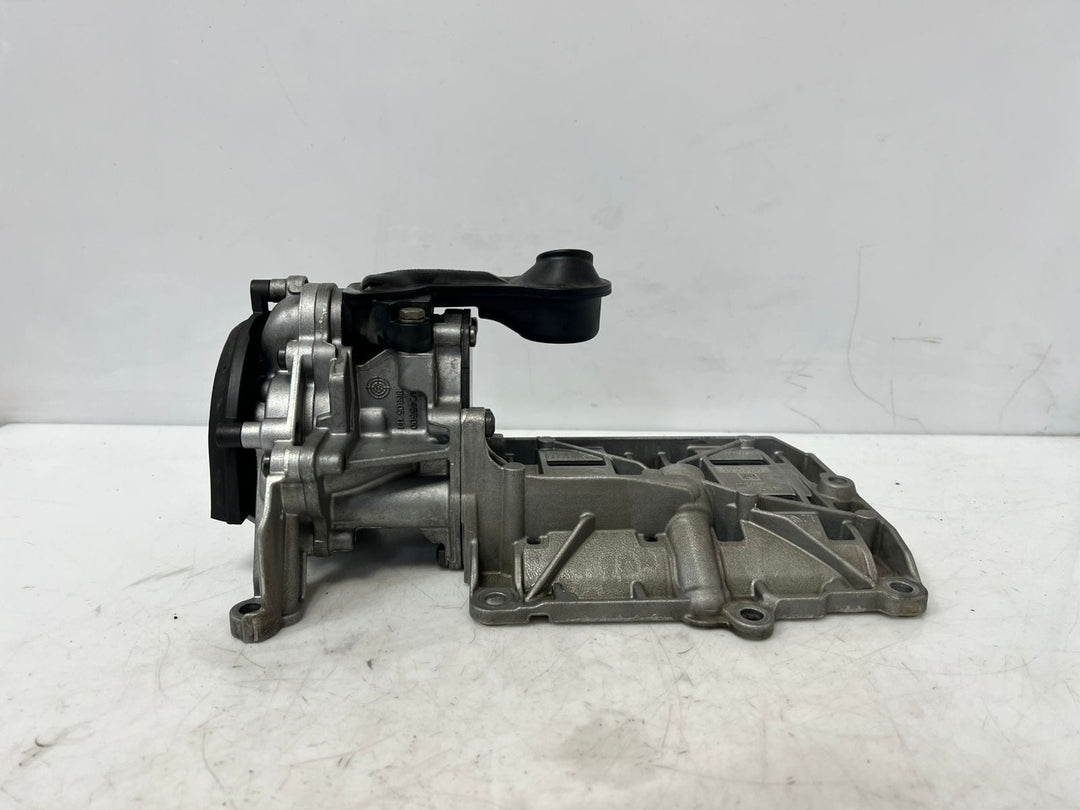 2014-2018 BMW 328d F10 F11 F20 F21 F22 F30 F31 F34 E90 xDrive Oil Pump 7810823