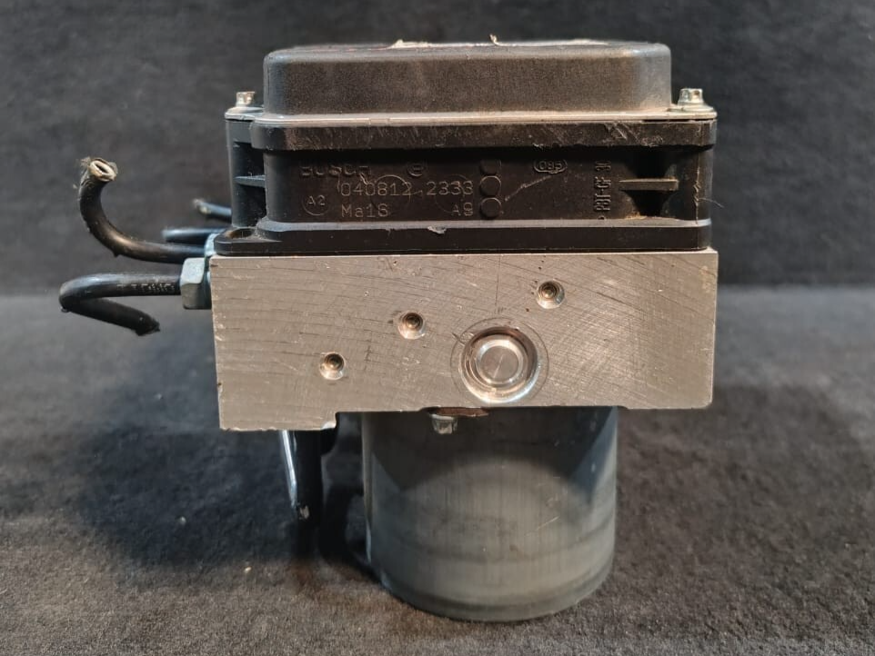 BMW X1 E84 ANTI LOCK BREAKING SYSTEM (ABS)  HYDRAULIC UNIT MODULE -  6860214