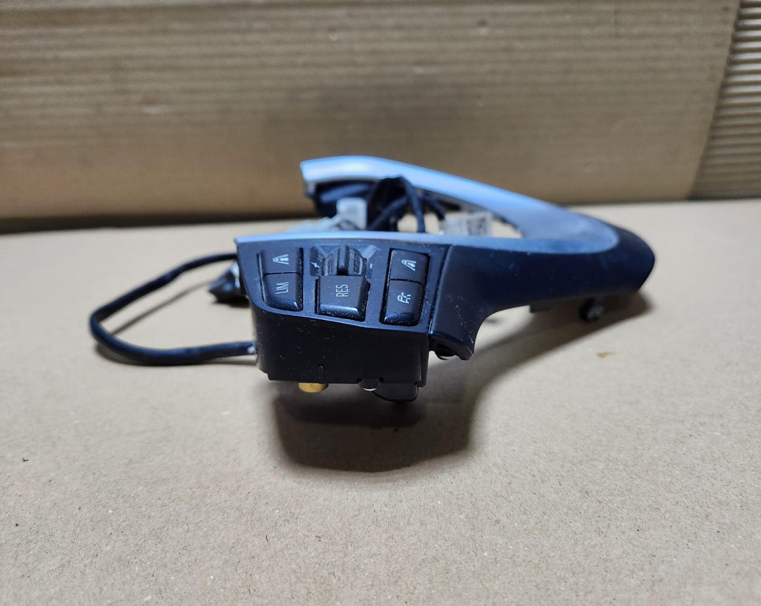 BMW Sport Steering Wheel Multifunction Control Switch 6256040 2,3,4 Series F30 