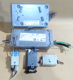 Load image into Gallery viewer, BMW F10  AUDIO AMPLIFIER &amp; BLUETOOTH CTRL ANTENNA MODULES SET 9233592 / 9229740