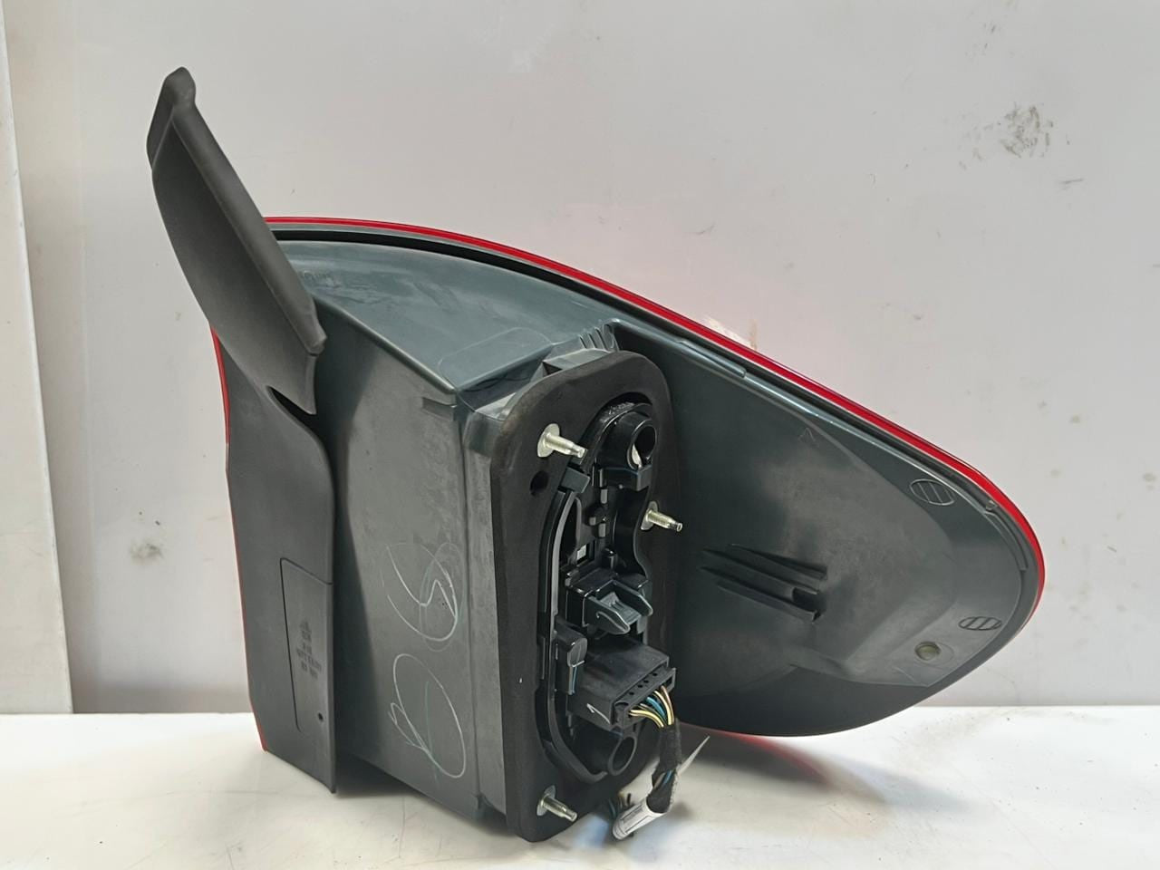 2011-2013 BMW X5 E70 and X5M LCI Rear Tail LEFT Light 7227791 OEM