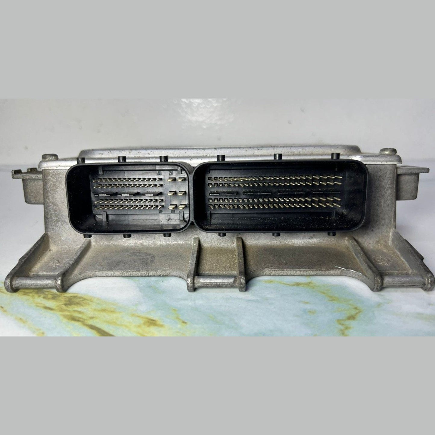 Mercedes-Benz Engine Control Unit A 266 153 33 79