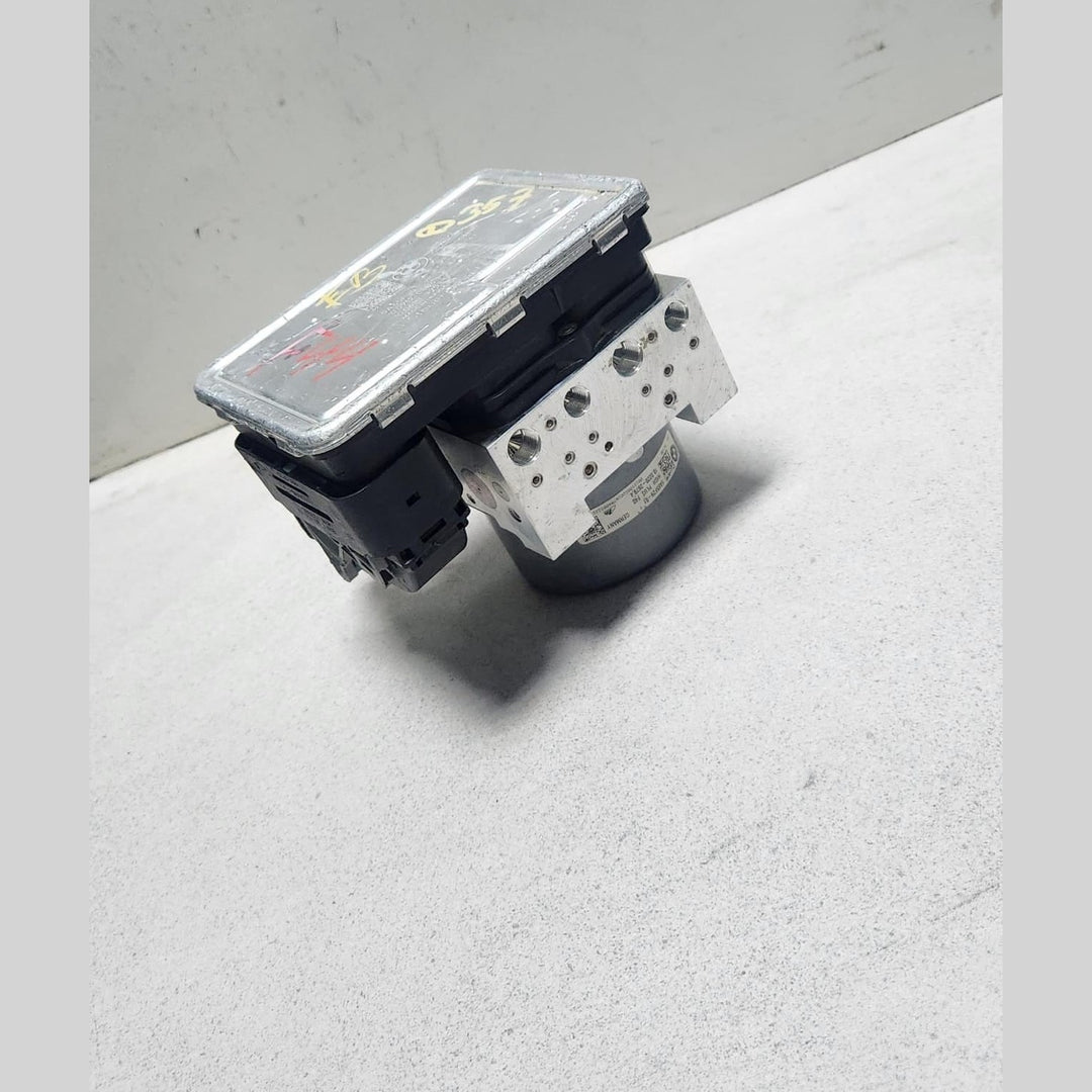 BMW Abs Pump Front 5A65F30 F40 and F44 HIGH PLUS F40