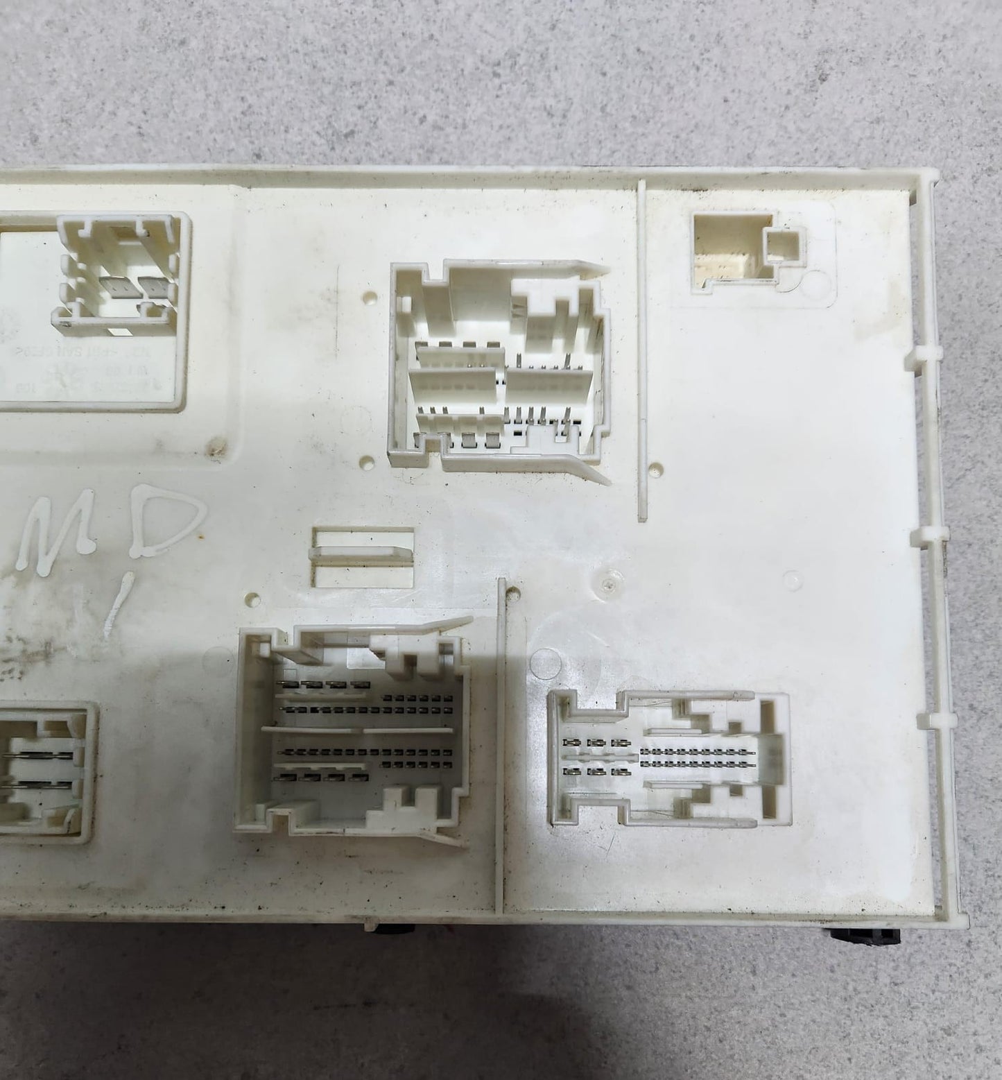 2015 Mercedes-Benz B180 Signal Acquisition Actuation Module A1569003302