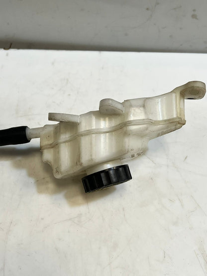 2022-2025 BMW iX 120 40 XDRIVE Brake Fluid Reservoir Expansion Tank 6898196 OEM
