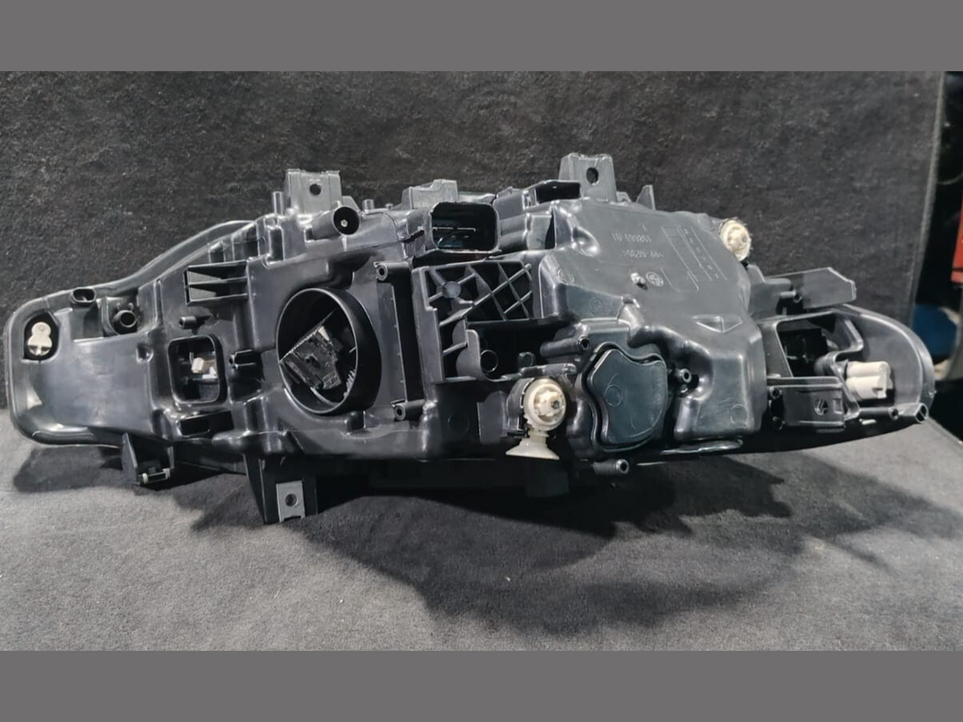 GENUINE  BMW 3 SERIES F30 LCI, F31 LCI, F35 LCI LED HEADLIGHT LEFT  - 7419633