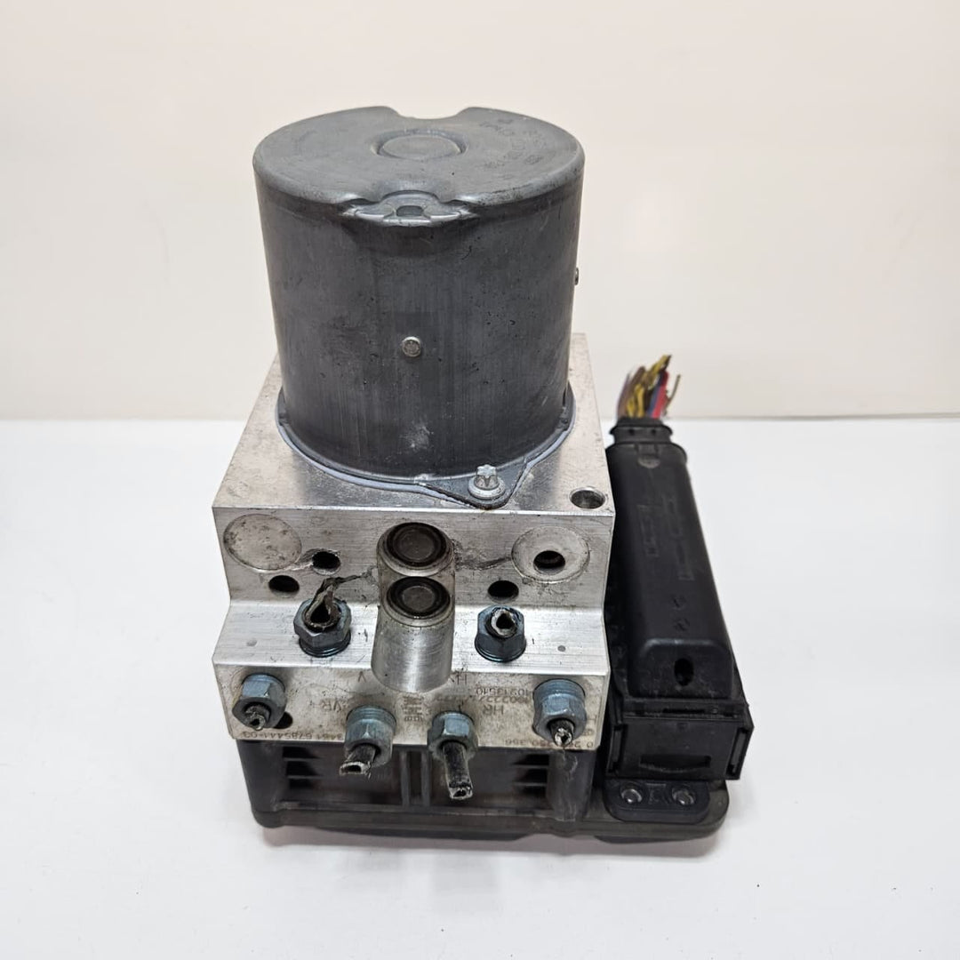 OEM BMW 5 Series E39 F10 F11 ABS Pump 6797040