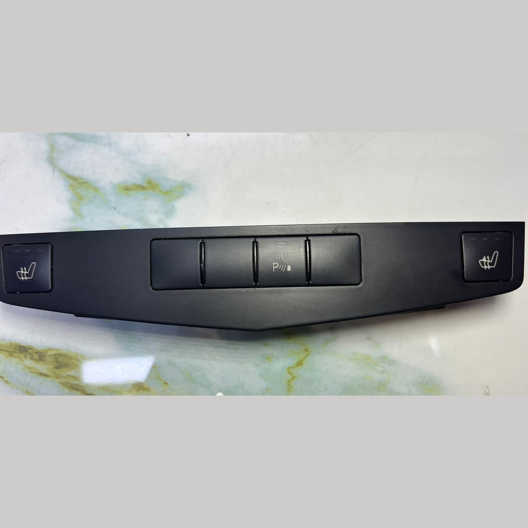 2008-2010 Mercedes Seat Heating Switch Panel A2048704310 C-Class W204