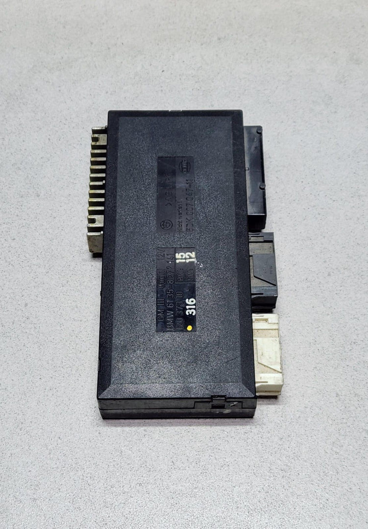 BMW 5 E39 7 E38 Body Control Module 8372141 OEM