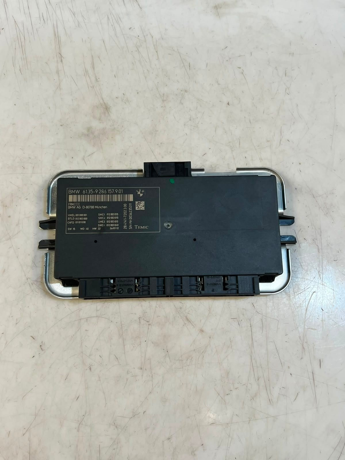 BMW X3 F25 X4 F26 FRM3 Footwell Light Control Module 9286157 OEM