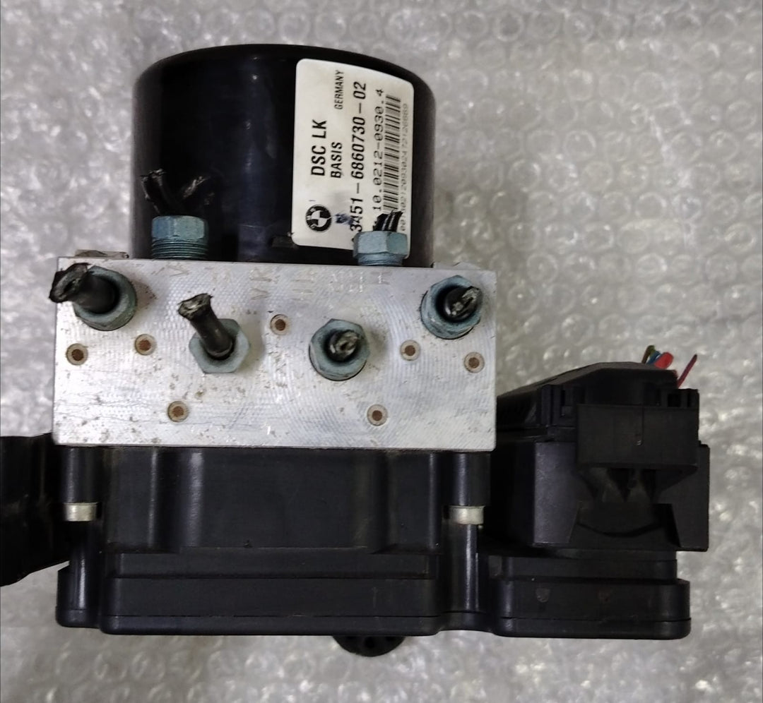 OEM BMW 1 SERIES F20 F21 2012 2.0 DIESEL ABS PUMP CONTROL MODULE UNIT 6860730