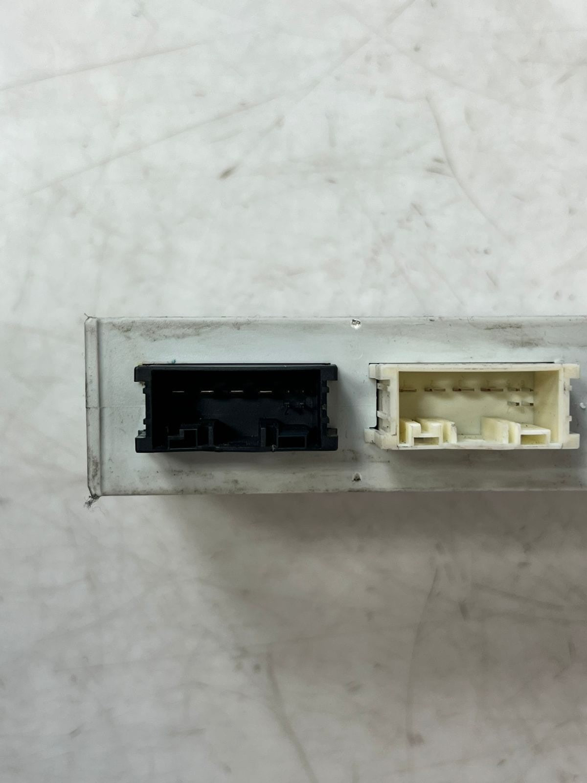 2017 BMW X3 F25 and 7 Series BOSCH Tailgate Control Module 7394649 OEM