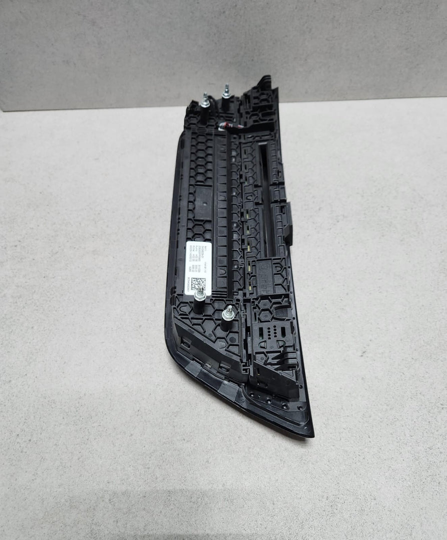 2017-2020 BMW 530i Ac Panel Control 5A09B29 G30 5 Series