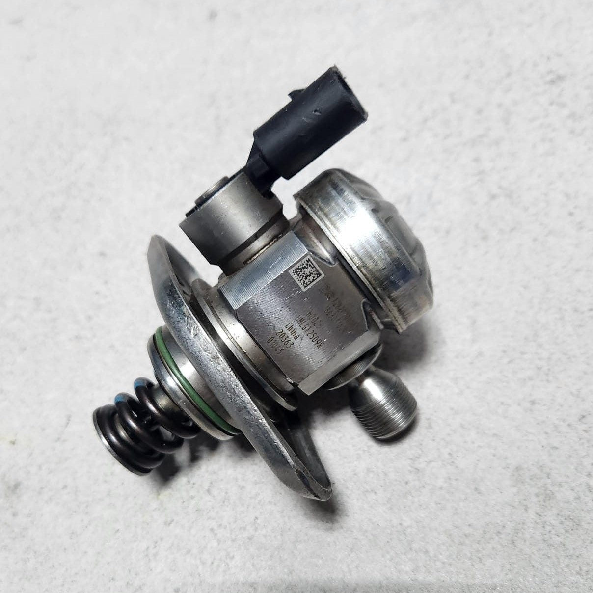 2018 Mercedes-Benz A200 High Pressure Fuel Pump A2820700001  