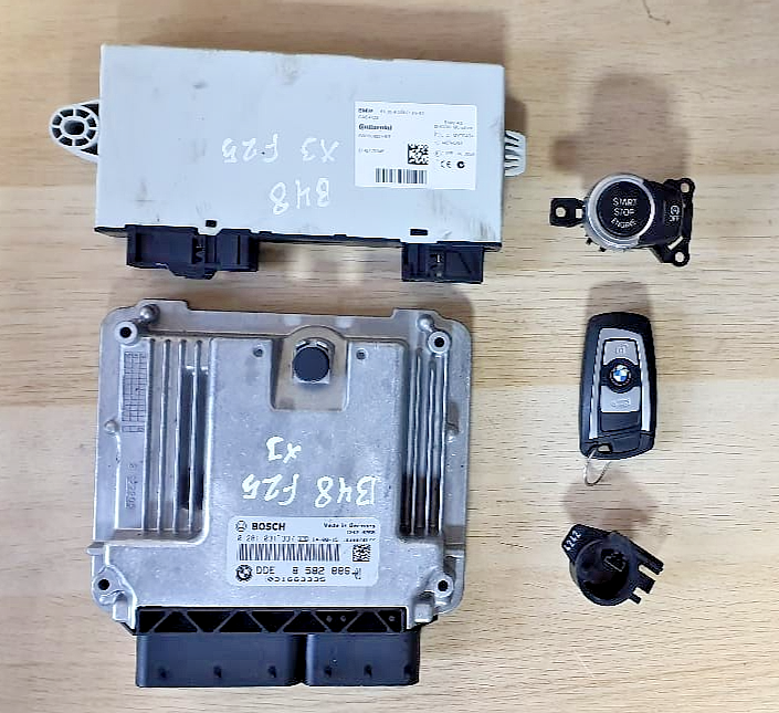 BMW X3 F25 XDRIVE ECU Lockset B48 Automatic Ignition Key Module 8582886
