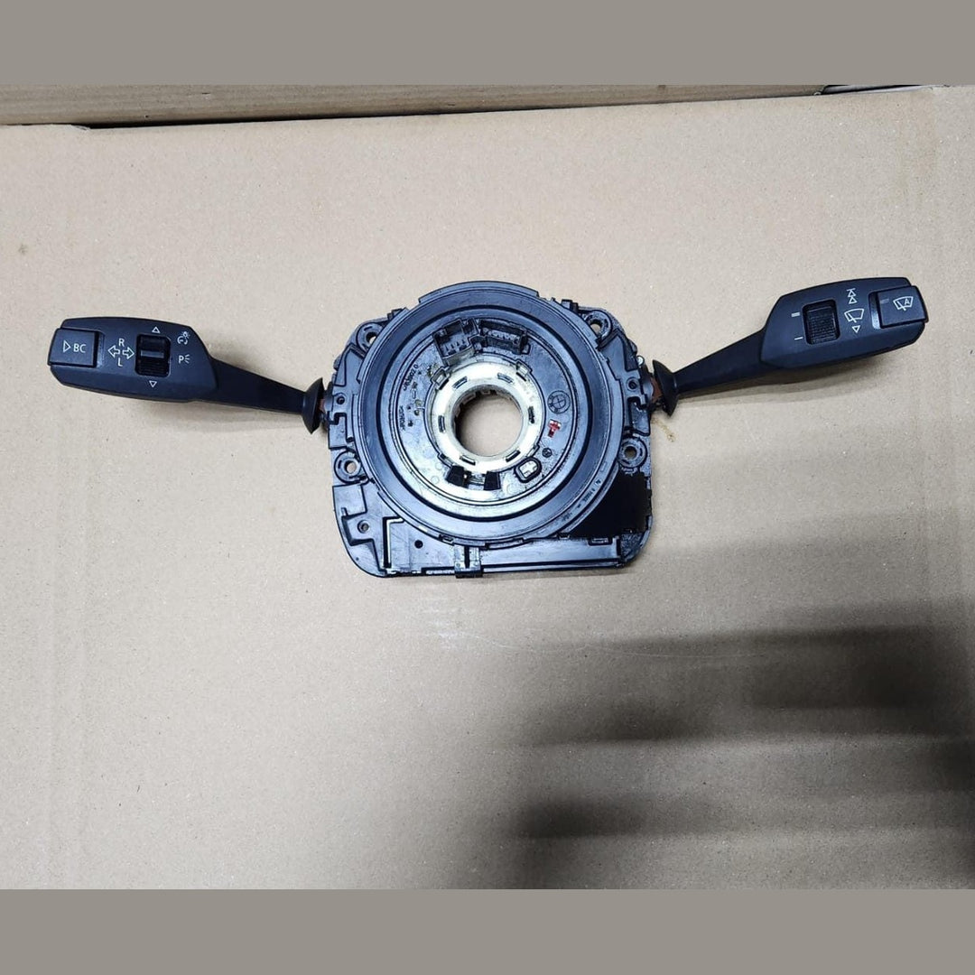 BMW Steering Column Switch Unit 9123035. 1 Series E81 E87 and 3 Series E90 E91