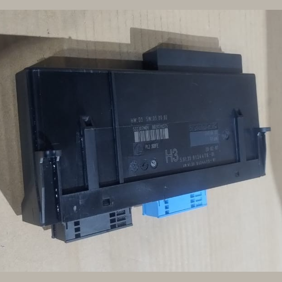 BMW 3 E90 E91 DMP1863 COMFORT CONVENIENCE BODY MODULE 9134476