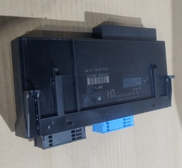 BMW 3 E90 E91 DMP1863 COMFORT CONVENIENCE BODY MODULE 9134476
