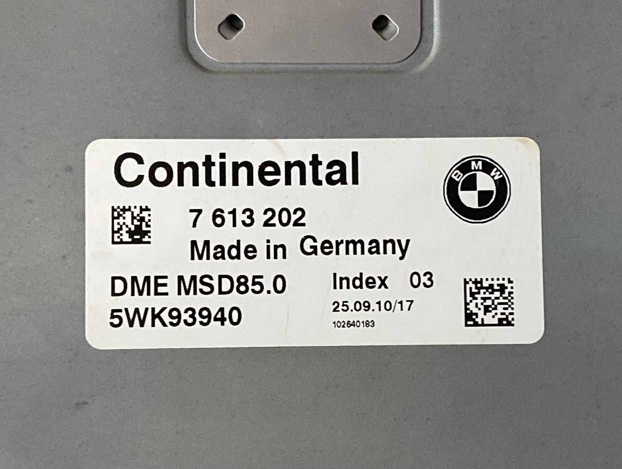 OEM BMW F10 N63 ENGINE CONTROL UNIT DME MSD85 ECU SET 7613202