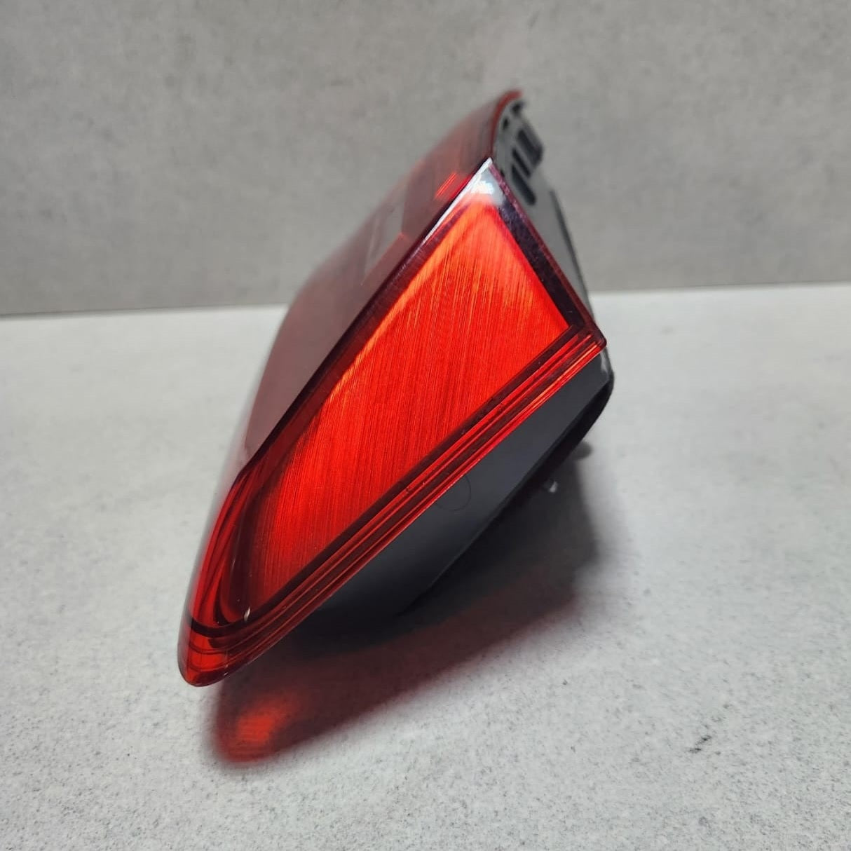 2019 BMW M5 Left Inner Taillight 9481823 5 Series G30 F90 530i and M5