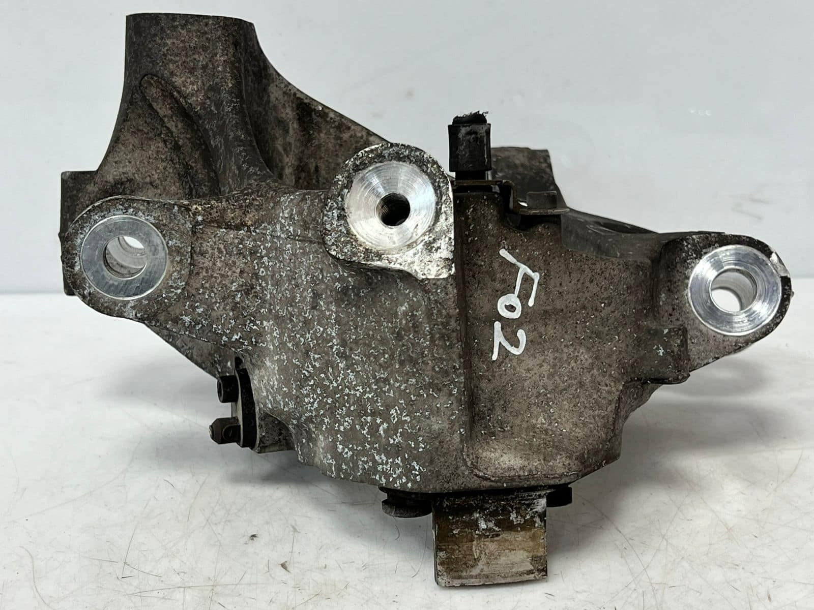 2010-15 BMW 740i 7 Series F01 F02 F03 F04 Rear Wheel Hub KNUCKLE BEARIN 6797448