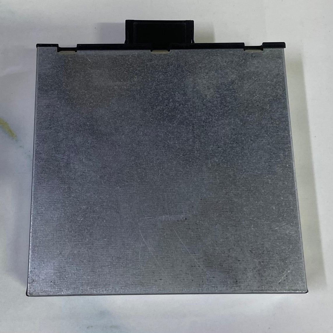OEM BMW X1 E84 VOLTAGE CONVERTER CONTROL MODULE 9253208