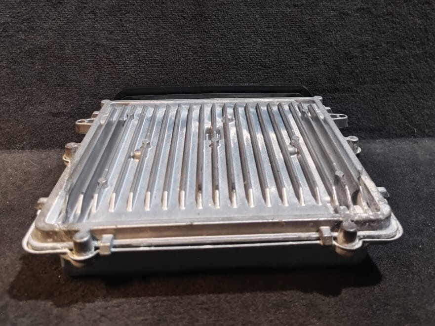BMW 5 SERIES F10 F11 535 ENGINE CONTROL UNIT ECU ONLY - DDE 8513169