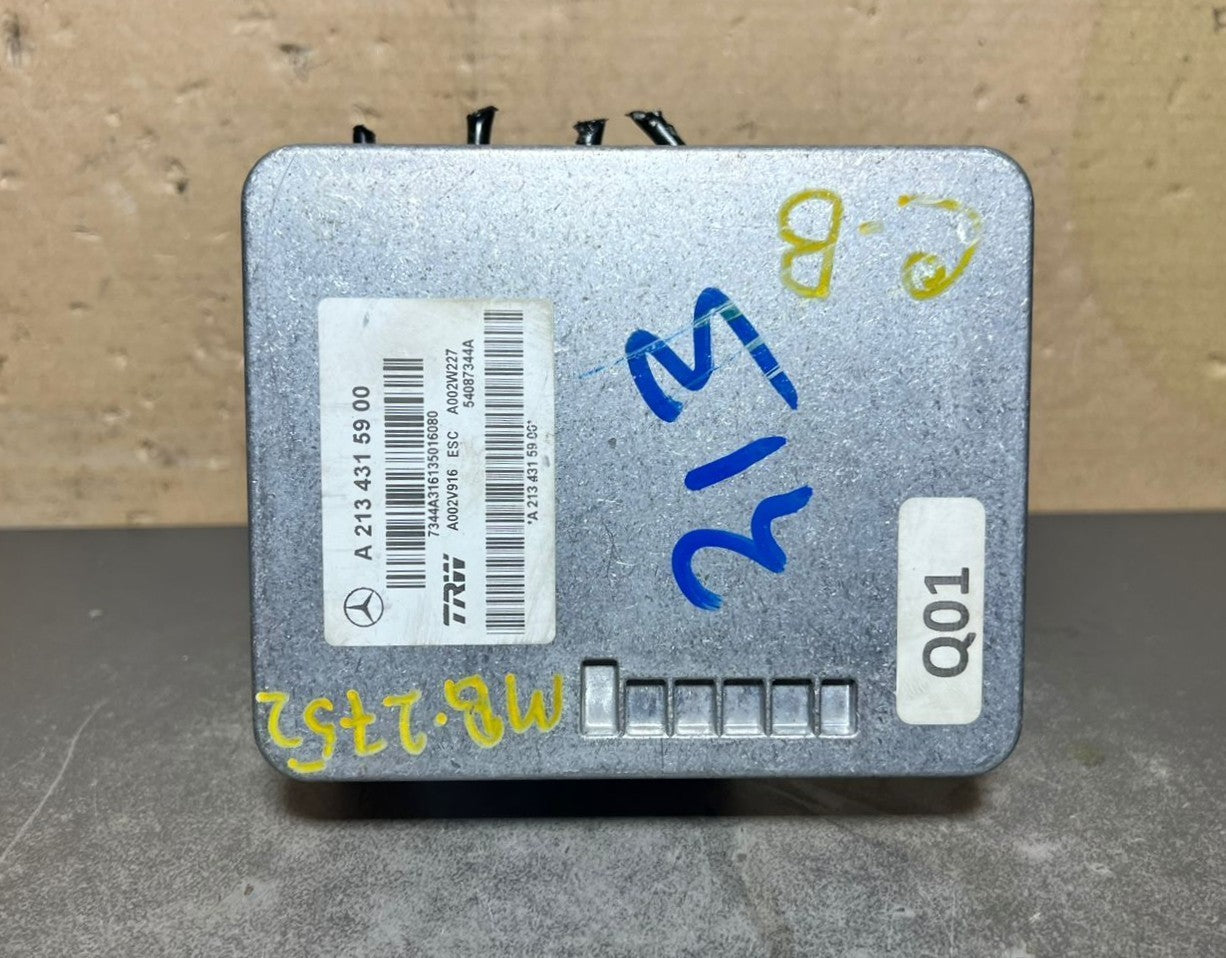 15-20 Mercedes W213 E-Class ABS Anti Lock Brake Pump Module A213 4315900 OEM