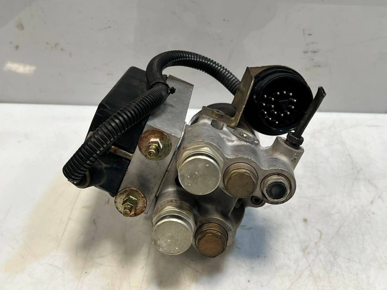 1996-1999 BMW Z3 3 Series E36 ASC+ABS Pump HYDRAULIC MODULE UNIT 1164095 OEM