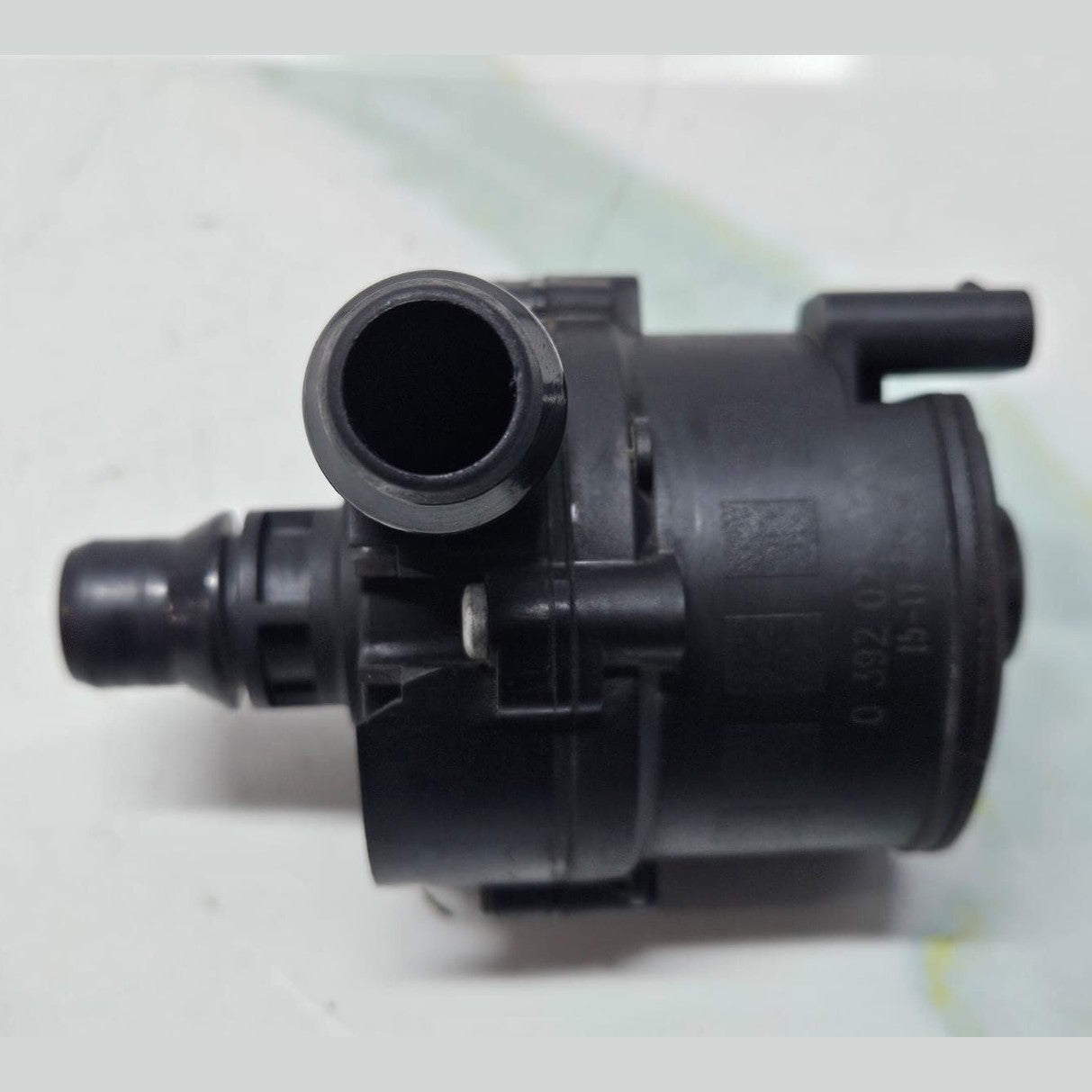2014-2019 BMW 750i 7 Series and 5 Series Auxiliary Water Pump 9372723 OEM