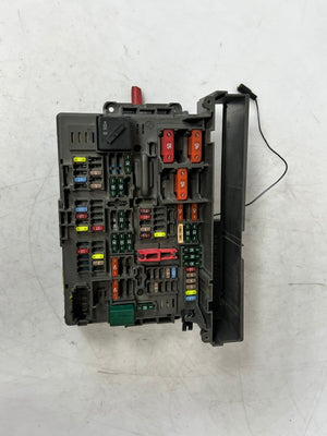 2008-2015 BMW 328i E81 650I Power Distribution Fuse And Relay Box 9119445 OEM