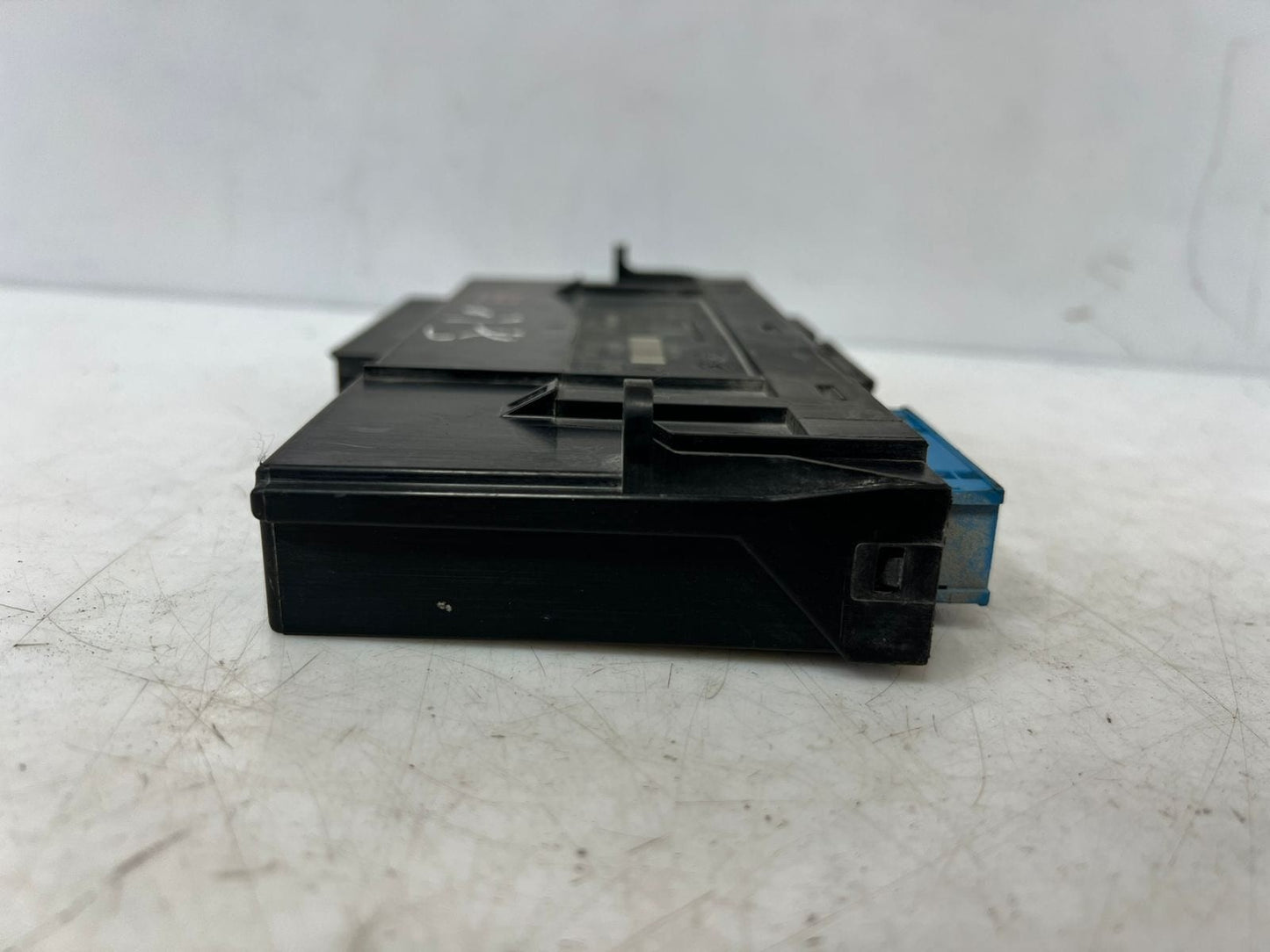 BMW 5 Series F10 F11, 6 Series F12 F13 Junction Box For Electronics 9267468 OEM