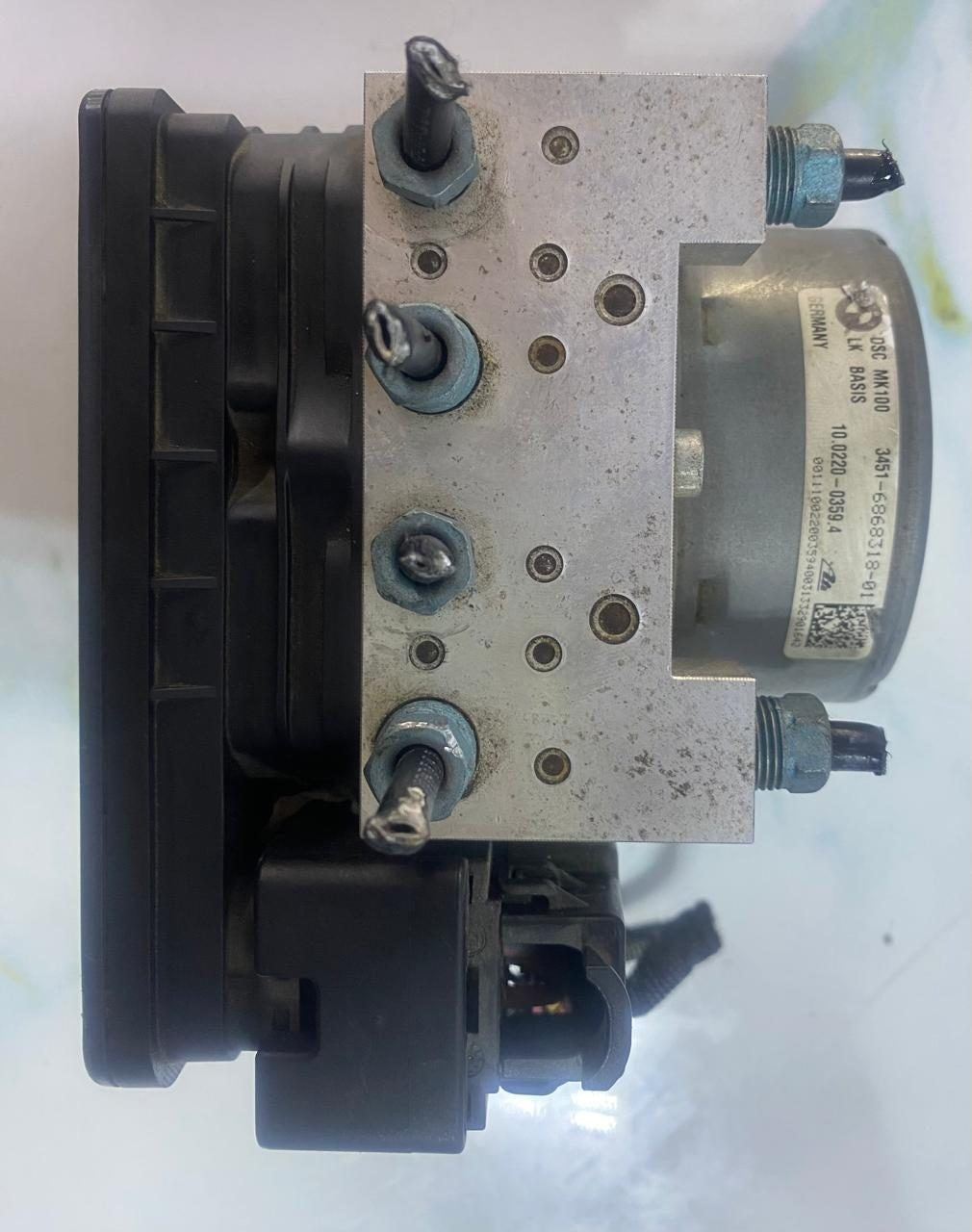 2014 BMW 428i xDrive Abs Pump Control Unit Module 6868319