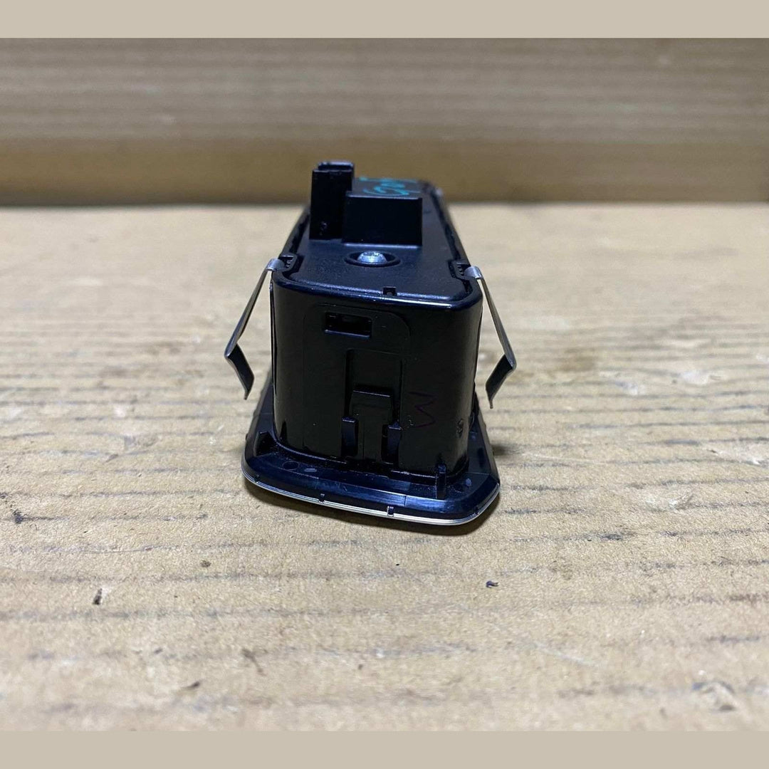 BMW HEAD Light Switch 9461132 X5 G05, X6 G06, and X7 G07 models