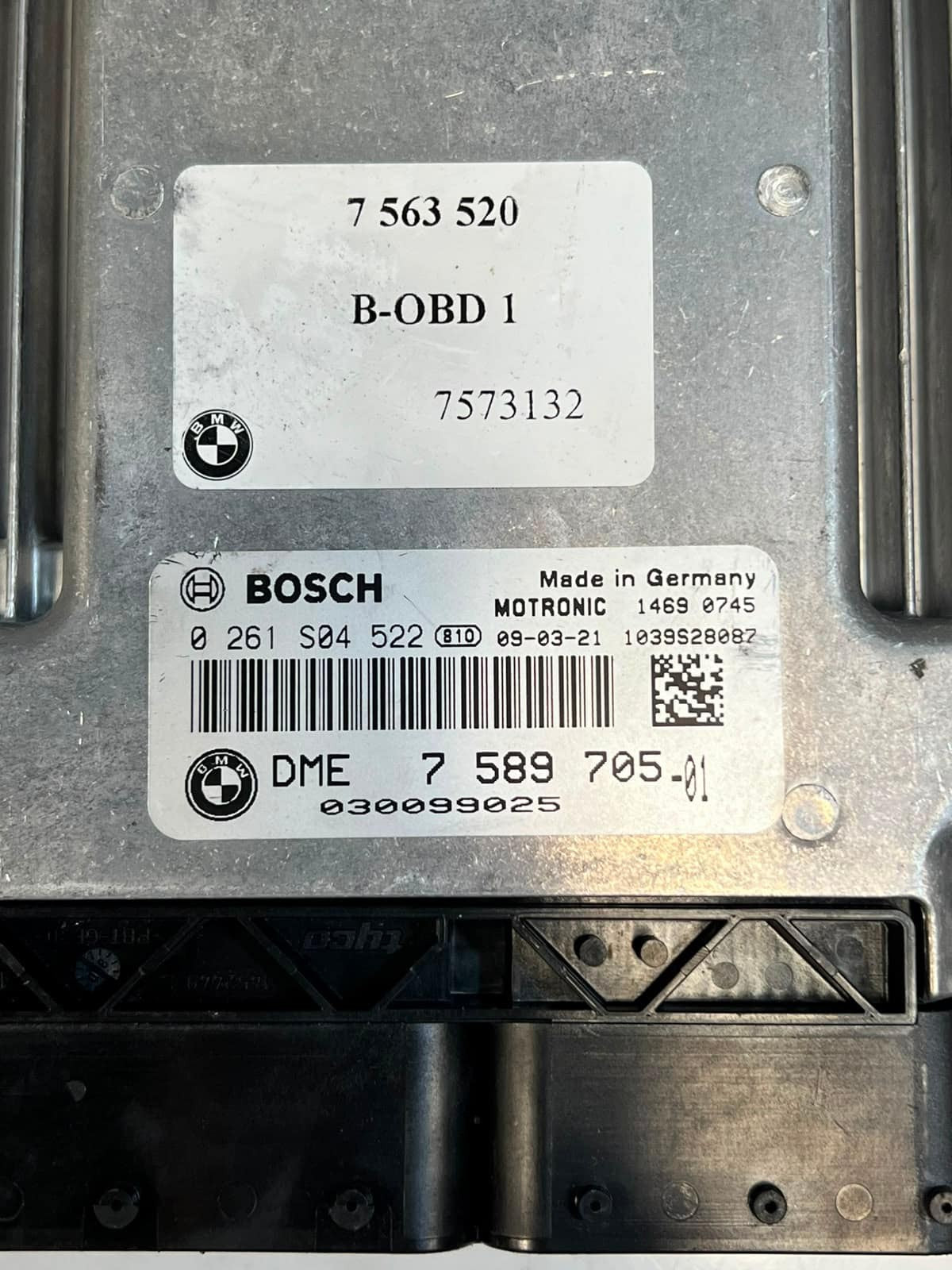 2009 BMW 3 Series E90 E92 E60 N46N Engine Control Unit ECU ONLY 7589705 OEM