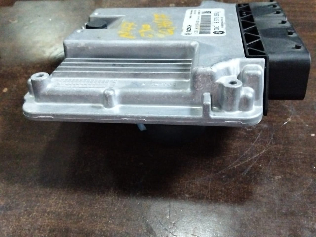 BMW 320d DIESEL N47N F30 F32 F34 F36 2013 ENGINE CONTROL ECU ONLY 8573259