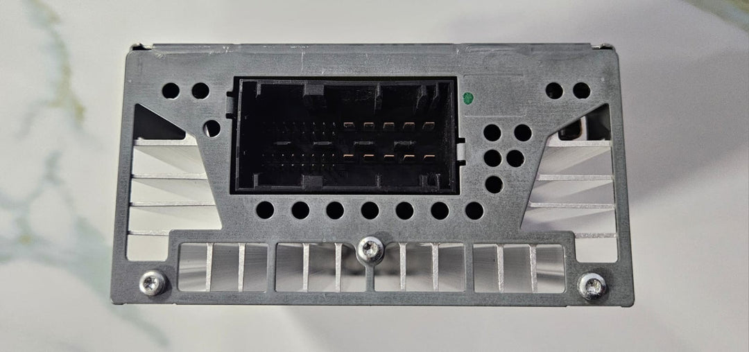 OEM BMW 7 Series F01 F02 F10 Hifi System Amplifier Harman Becker 9312590