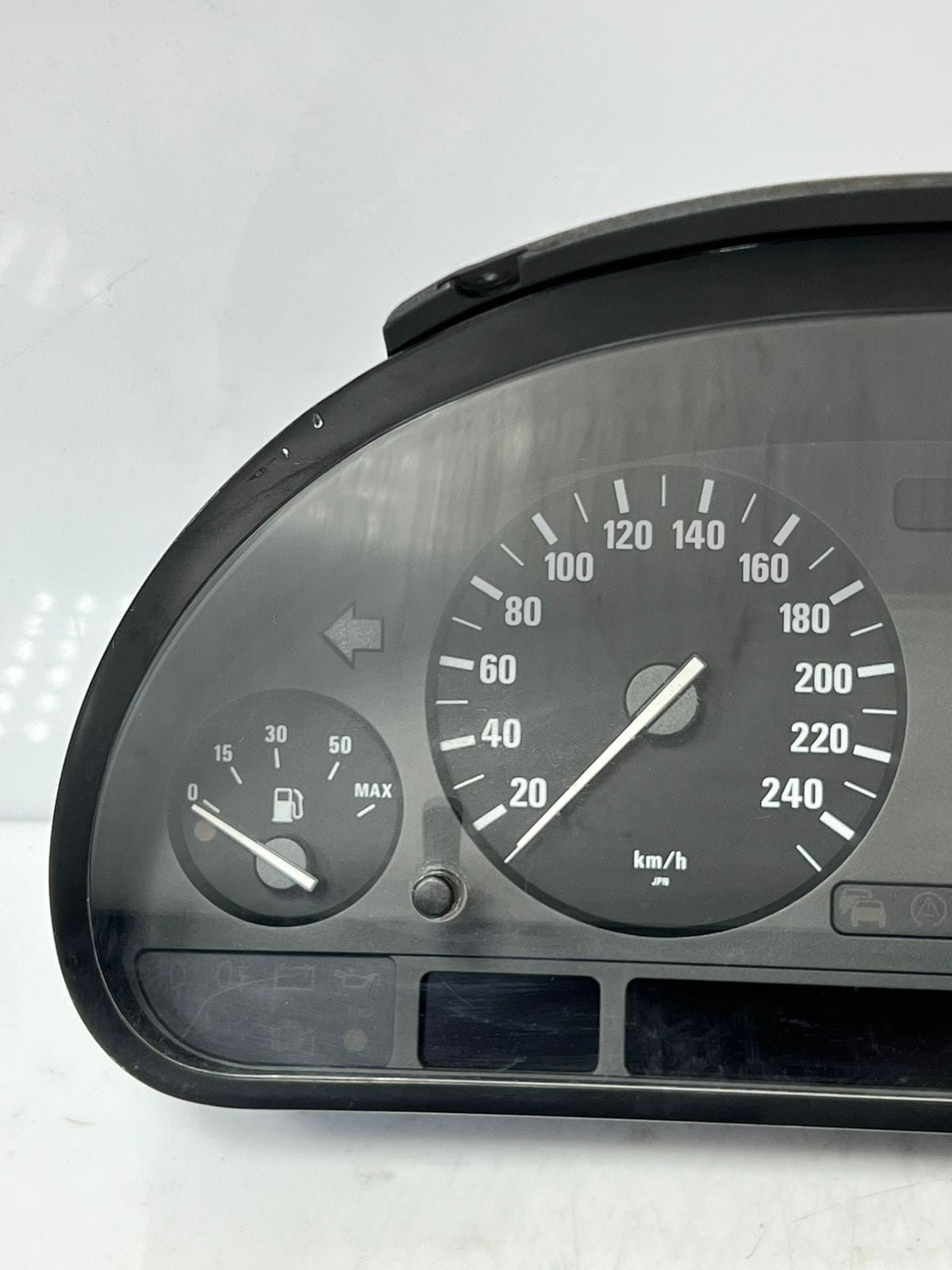 1995-2003 BMW 540i E39 SPEEDOMETER Instrument Cluster 6906130 OEM
