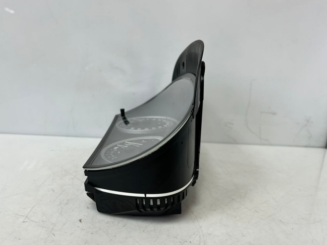 2002-07 BMW 525i 5 Series E60 N52B25 SPEEDOMETER Instrument Cluster 9135252 OEM